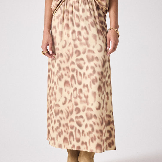 a line silky leopard print skirt with elasticated waist  close up