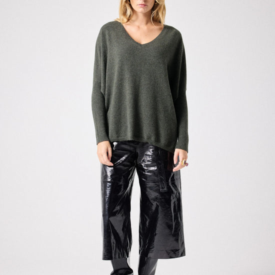 Dark green deep V cashmere knit with boxy fit