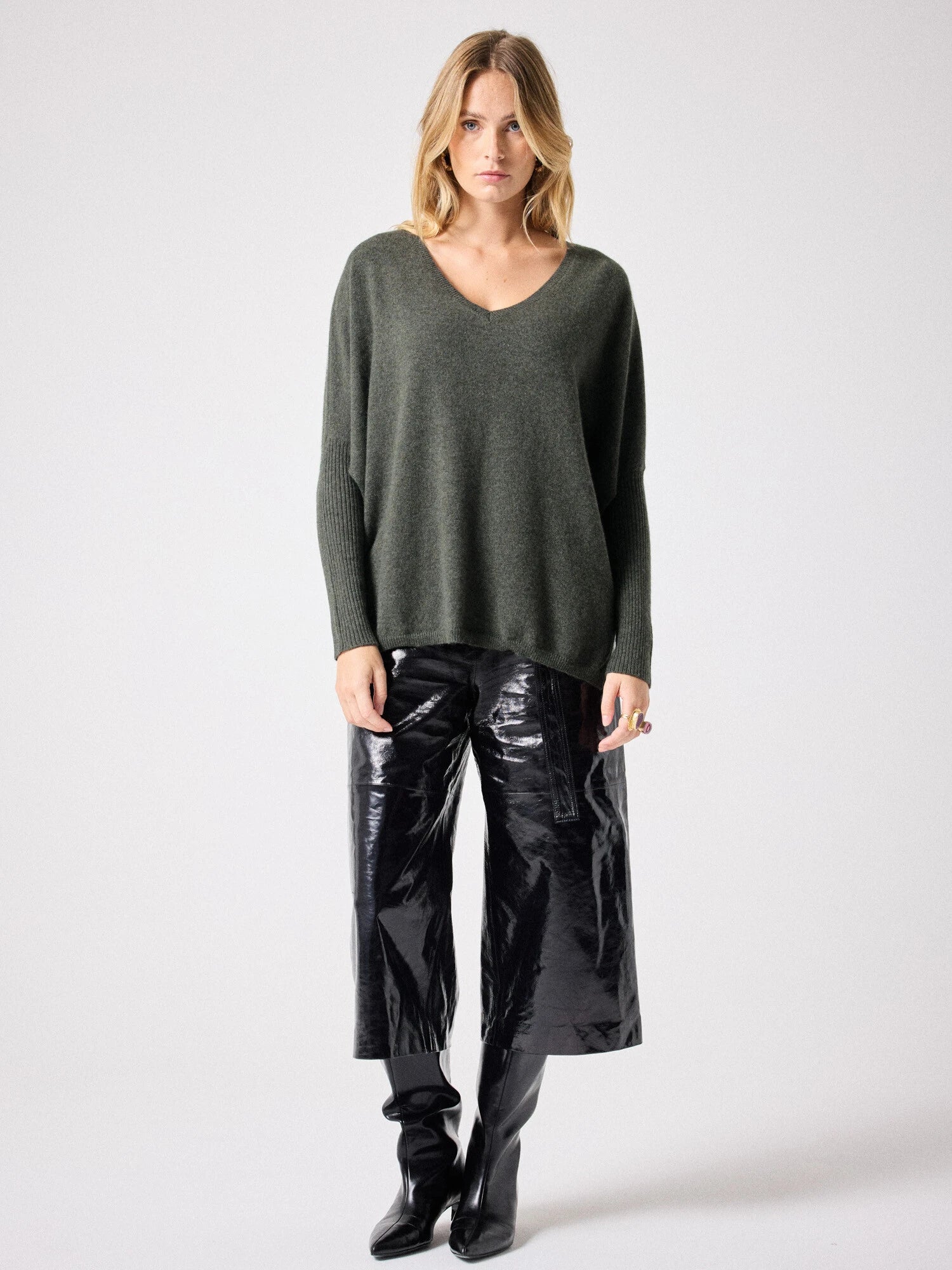 Dark green deep V cashmere knit with boxy fit