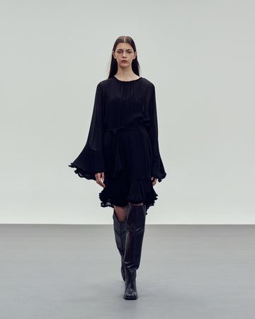 black viscose top with blouson sleeves and frill hem