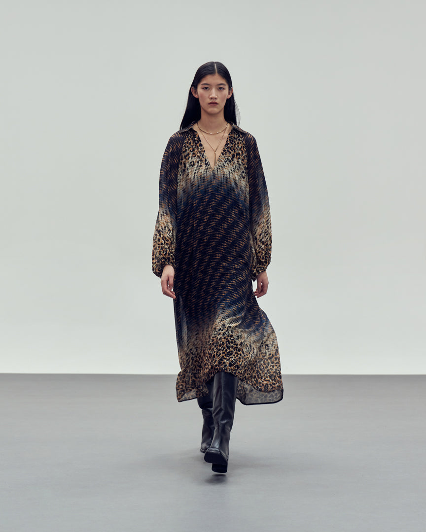 dark blue/black long sleeve v neck viscose dress with bohemian style pattern