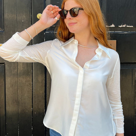 White shirt with silk and jersey button front 