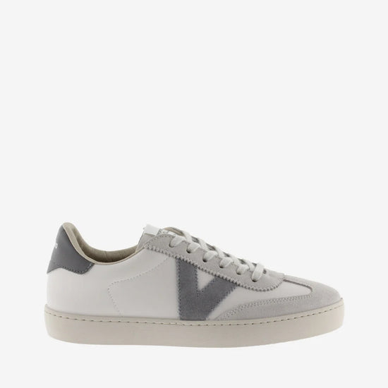 leather and suede trainer with grey detailing