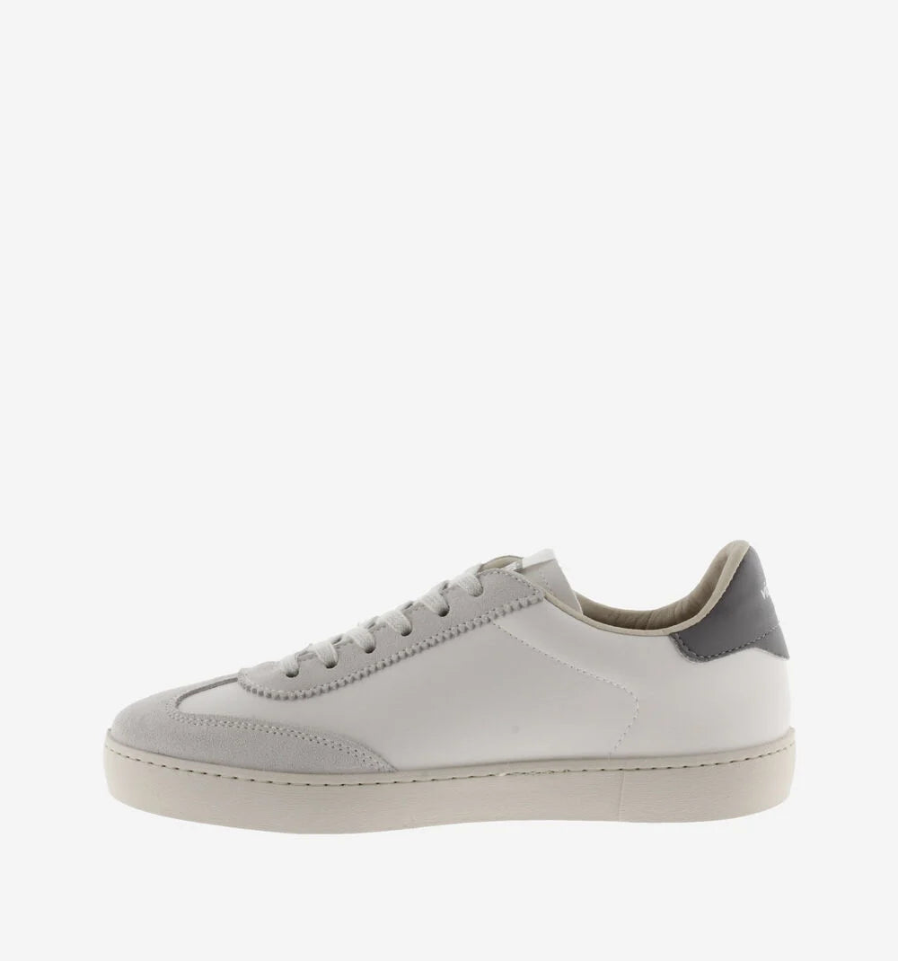 leather and suede trainer with grey details