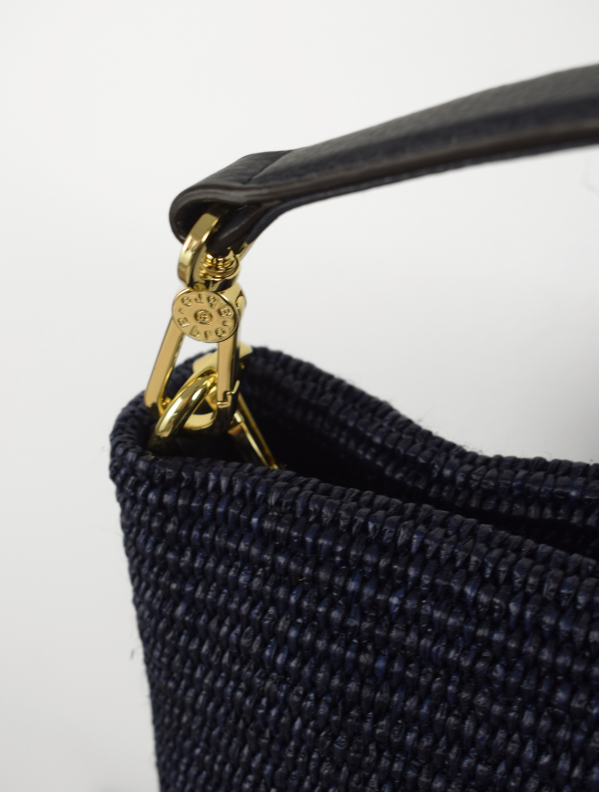 Navy raffia bag with leather strap 