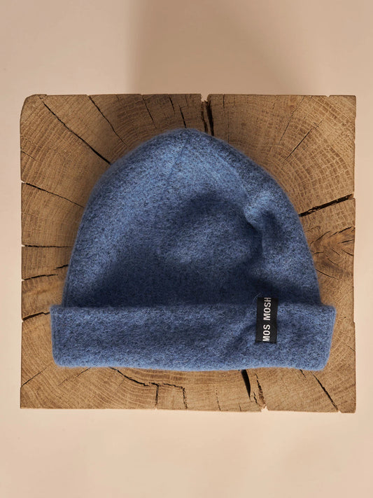 Ribbed denim blue woollen hat