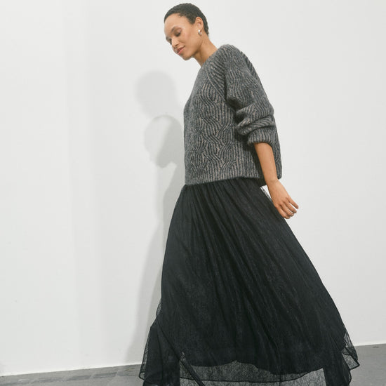 round neck wool patterned sequin black jumper with long sleeves and crew neck  model shot