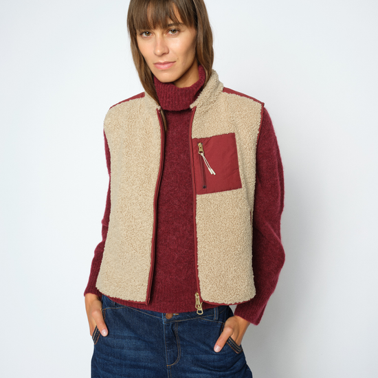 model wearing teddy fleece vest