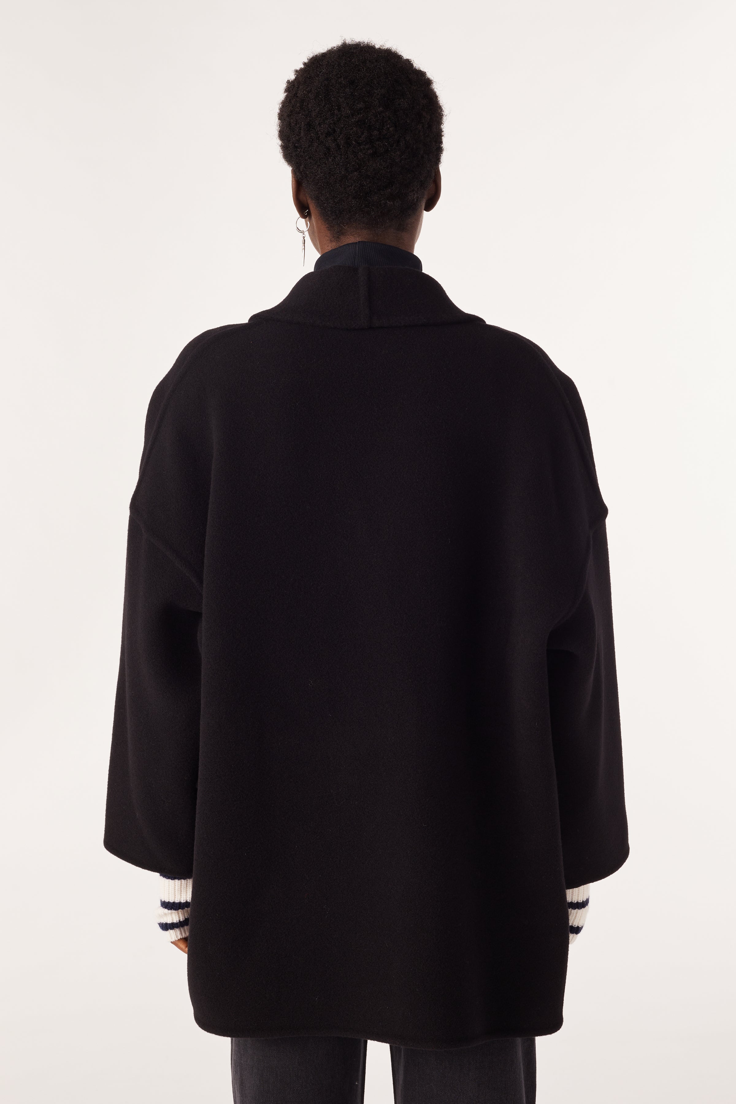 Ginta Mid-Length Coat Black