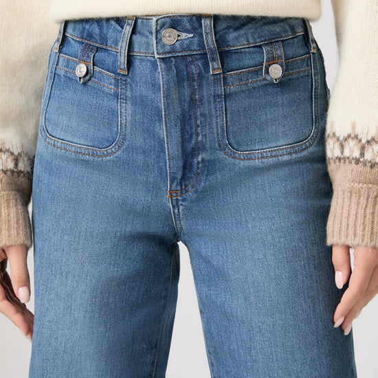 Vintage Blue jeans with inset pockets from paige close up of pocket detail