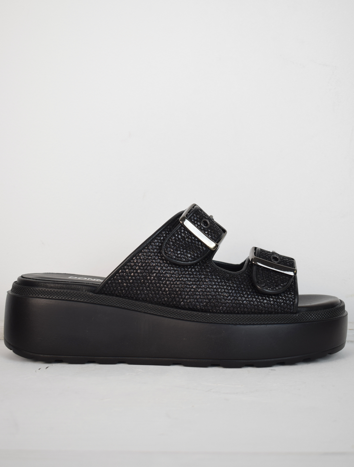 Black raffia sliders with double strap and platform sole