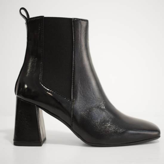 Pull on black patent boot with a block heel