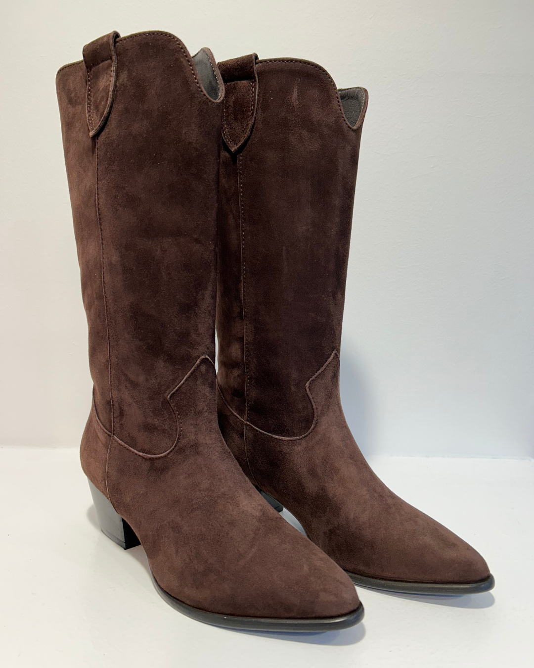 Chocolate brown suede mid length pull on cowboy style boots