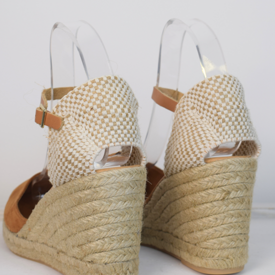 tan coloured wedge sandal with closed toe