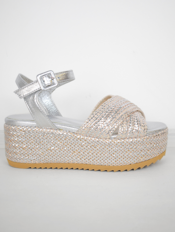 Silver raffia flatform sandals