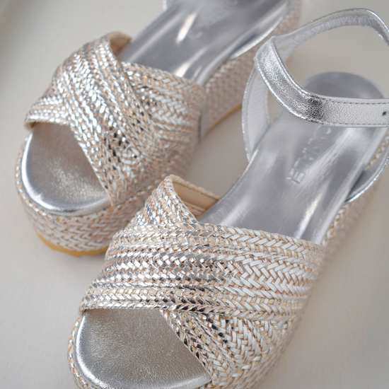 Silver raffia flatform sandals