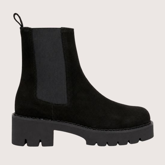 black boot with suede and elasticated pull on section 