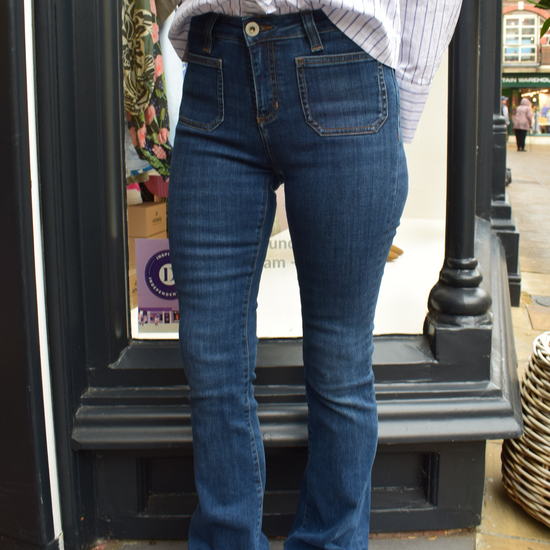 blue front pocket jeans 