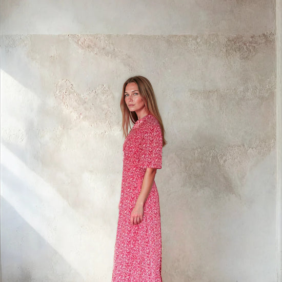 Ditsy print V neck sleeve with elbow length sleeves from Sirens