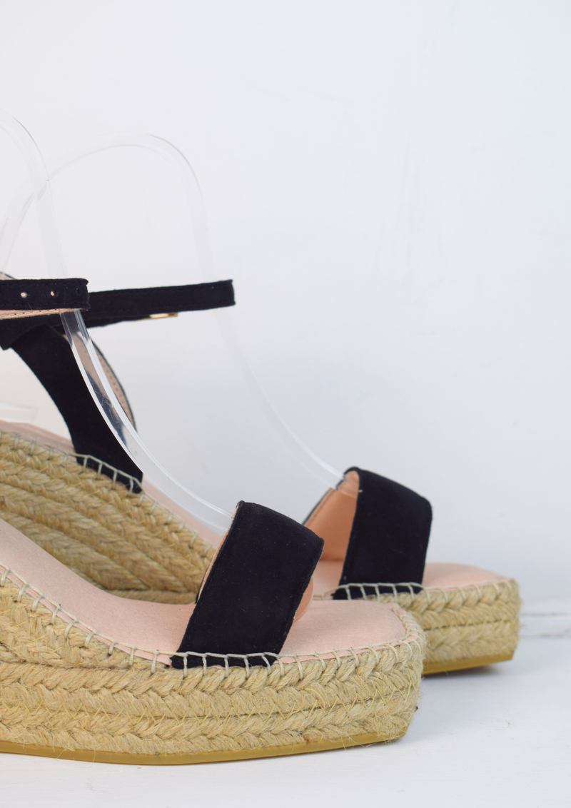 Raffia wedge sandal with black swede top and ankle strap 