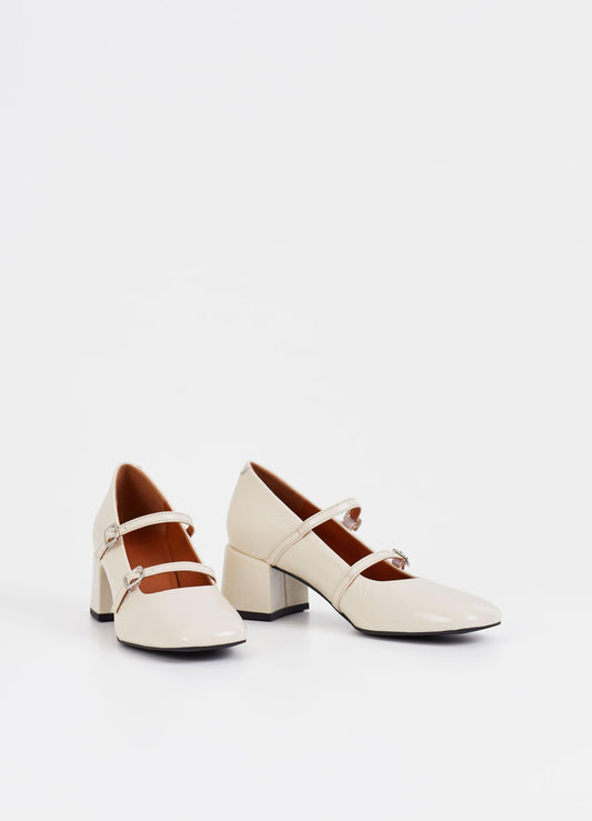 Cream patent mary jane style shoes with block heel and double thin strap