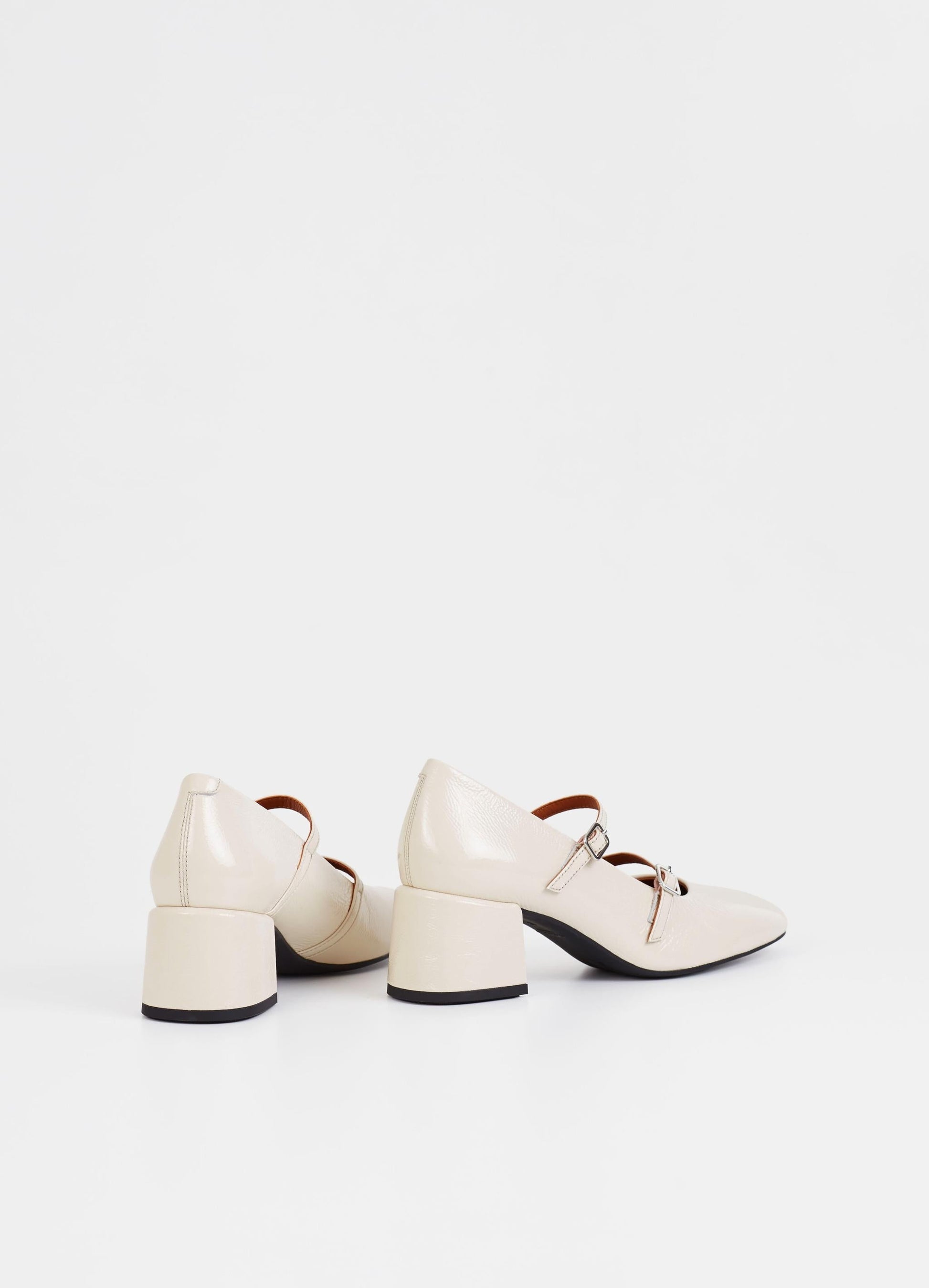 Cream patent mary jane style shoes with block heel and double thin strap