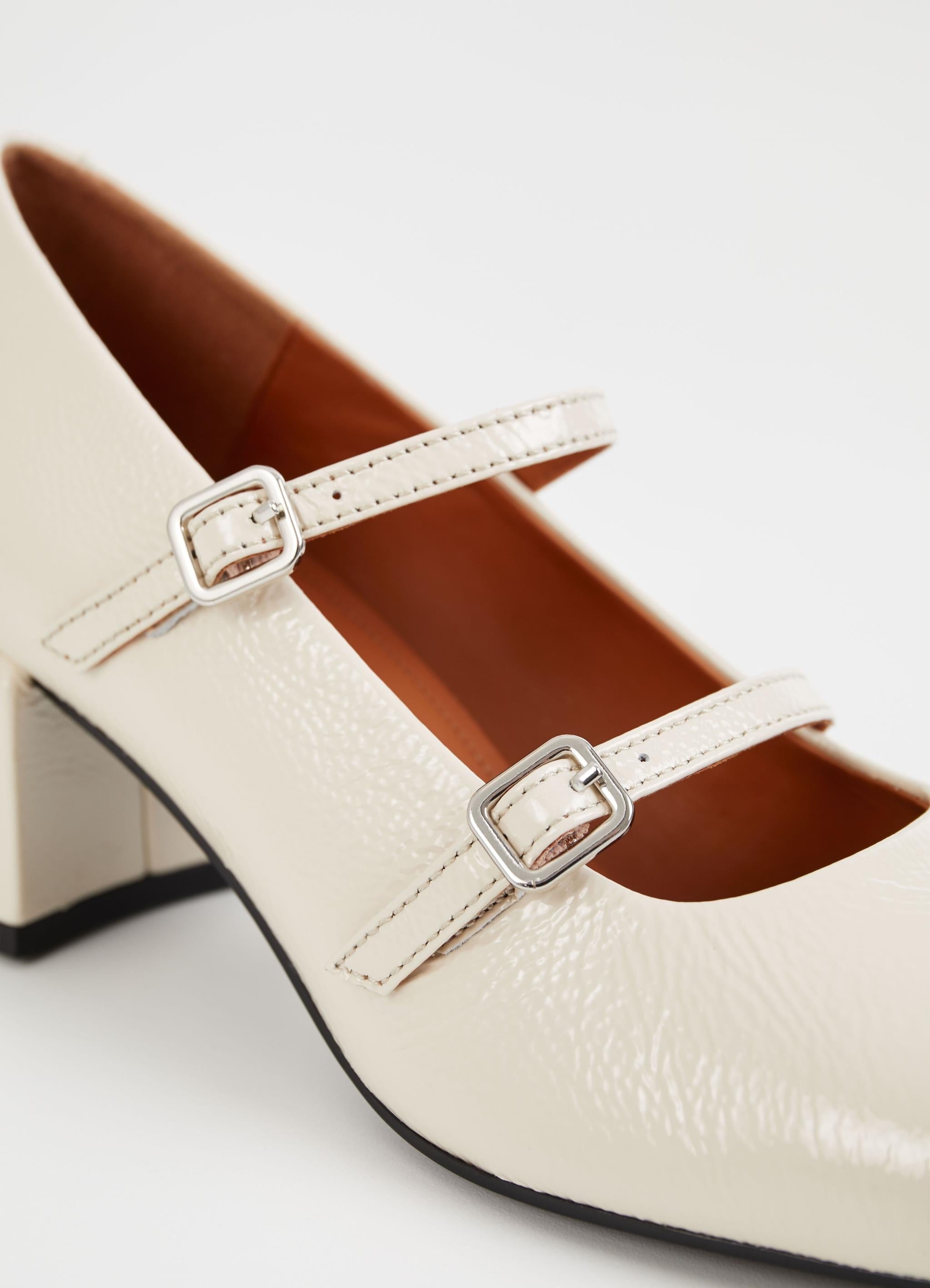 Cream patent mary jane style shoes with block heel and double thin strap