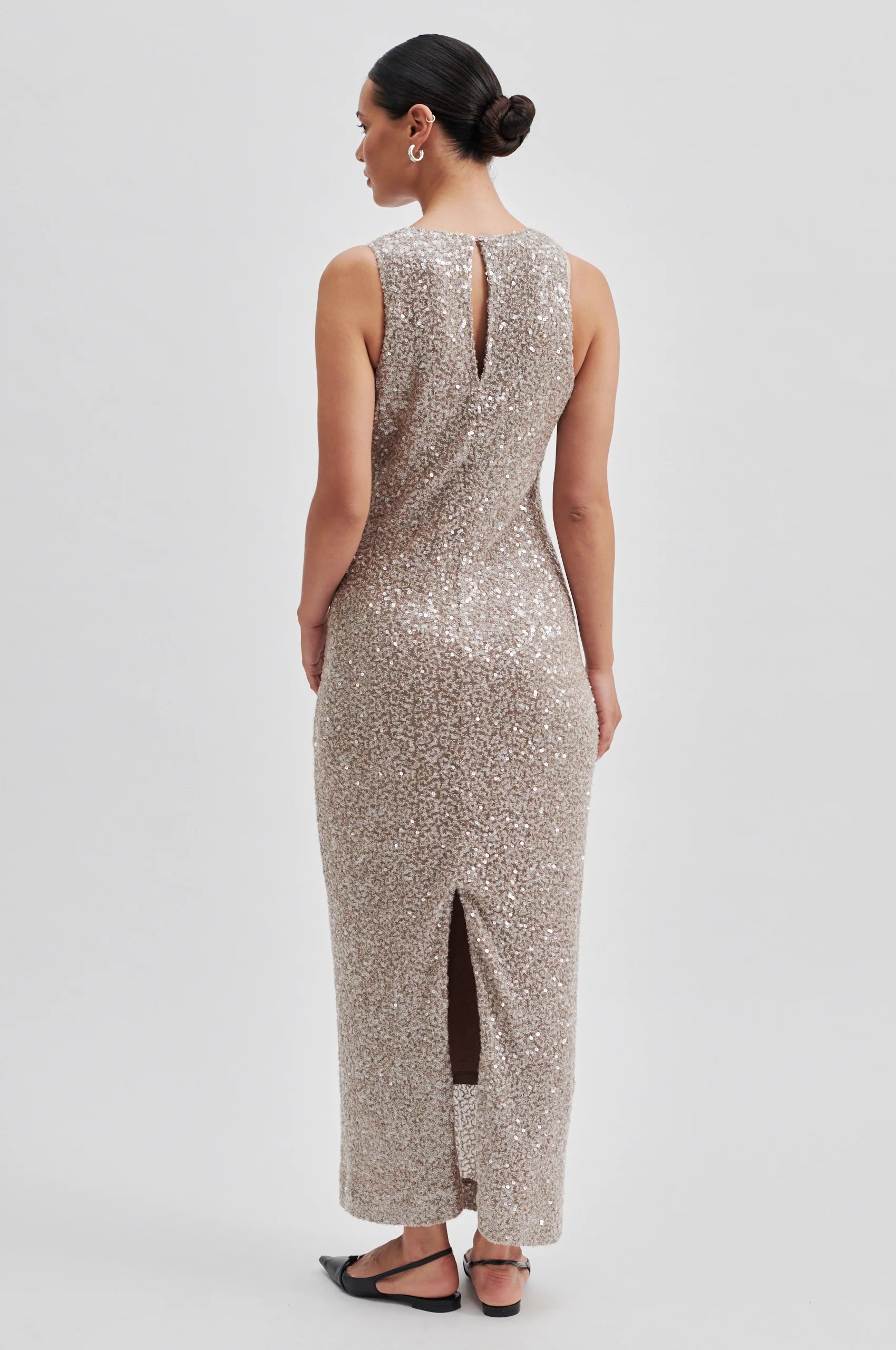 Body con stretchy maxi dress with crew neck and back centre split with overlay sequins all over in taupe