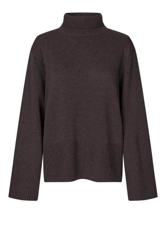 Dark brown turtle neck knit from Second Female