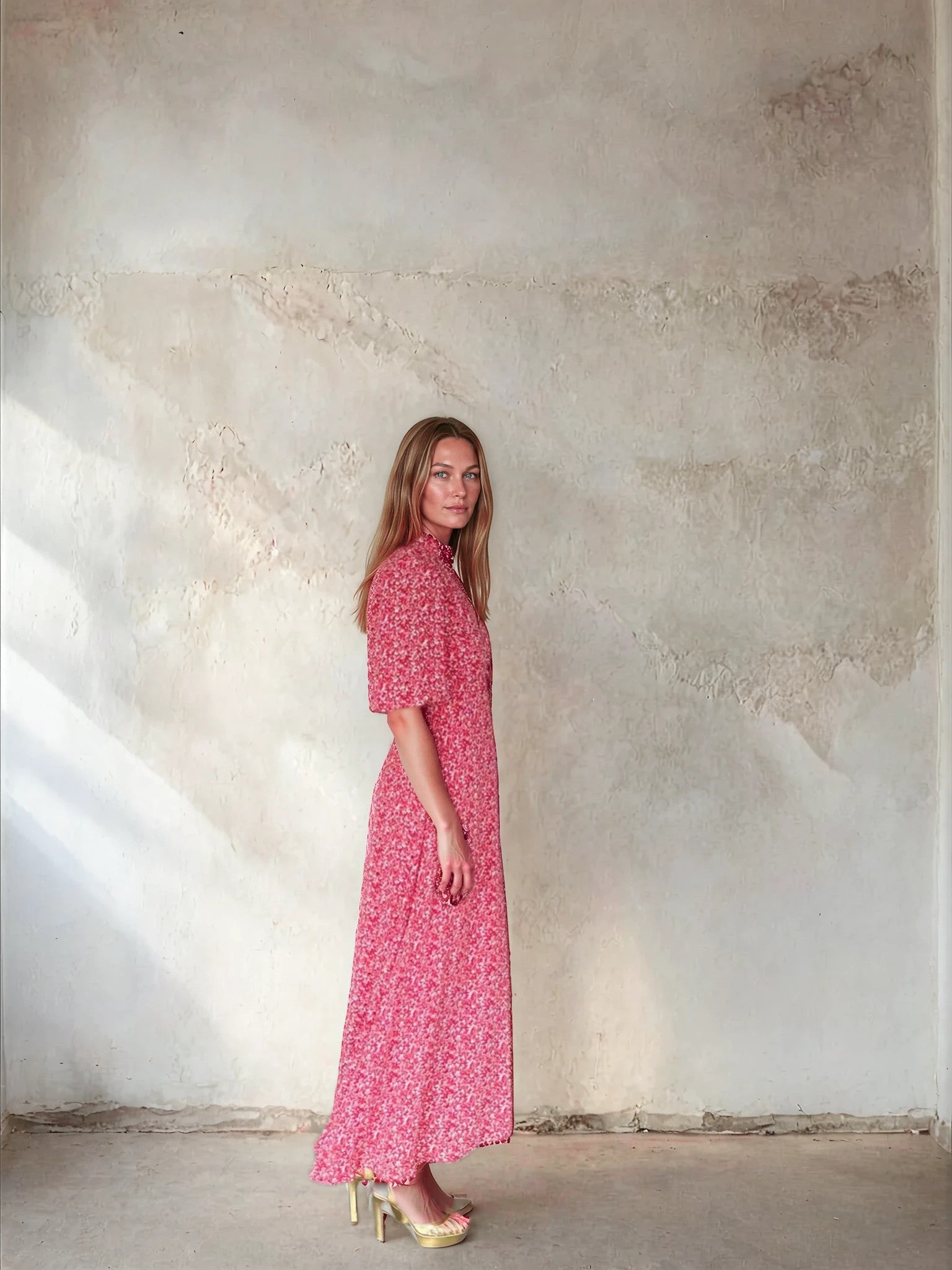 Ditsy print V neck sleeve with elbow length sleeves from Sirens