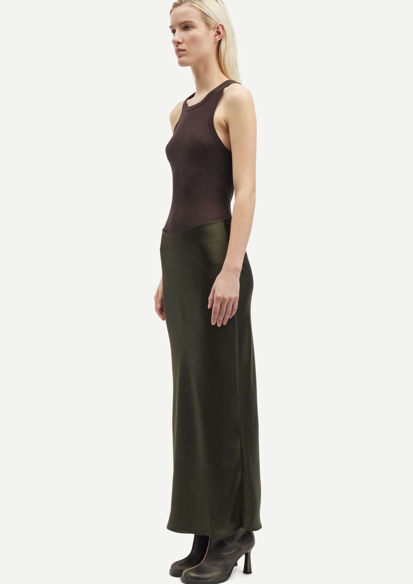 Dark green long length skirt side view