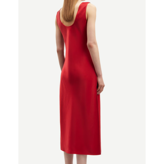 red sleeveless satin dress with round neck and back rear view 