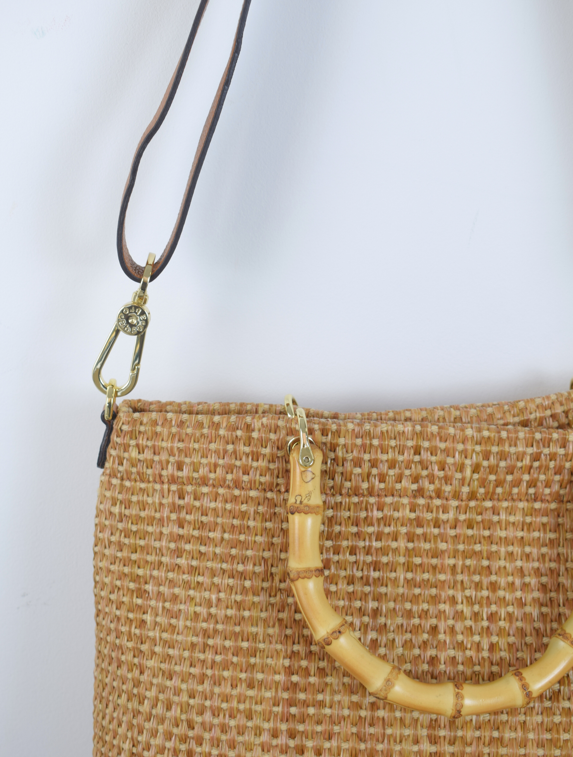 Large raffia shopper bag with bamboo handles