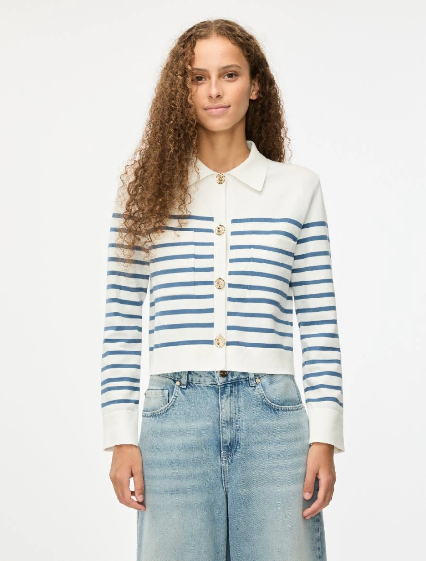 white long sleeve collar cardigan with blue horizontal stripes and gold buttons model