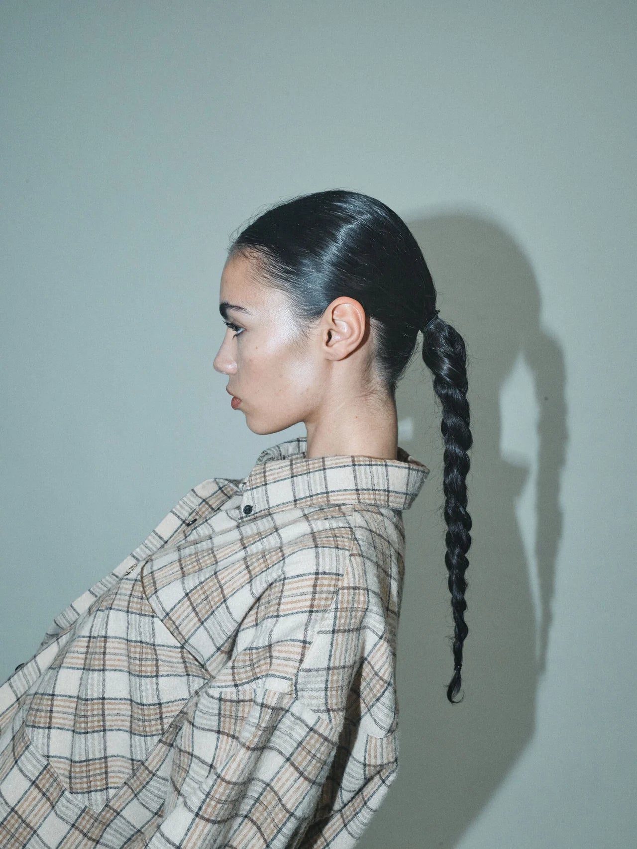 brown/beige checked shirt with chest pocket and black buttons from heyanno close up