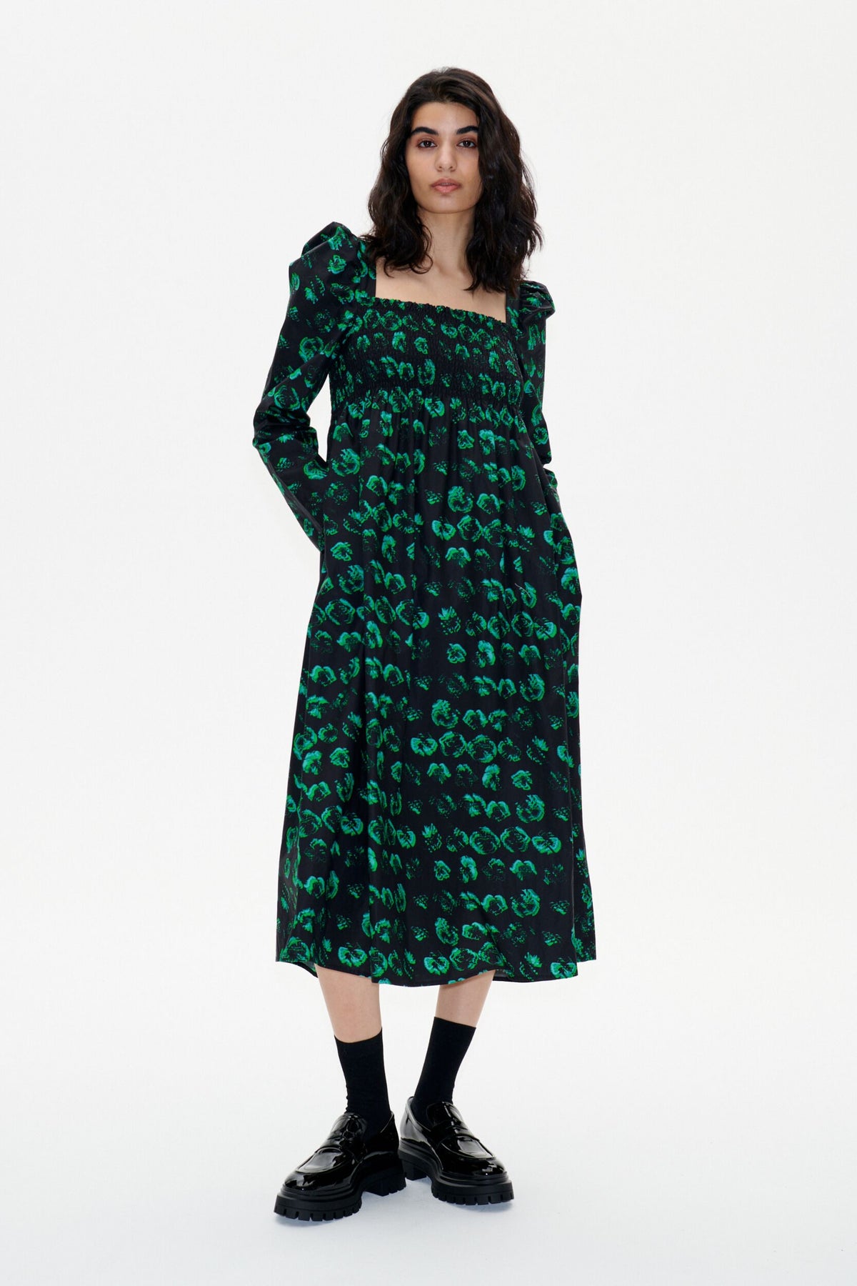 Cotton square necked dress with shirred panel and green pansy print