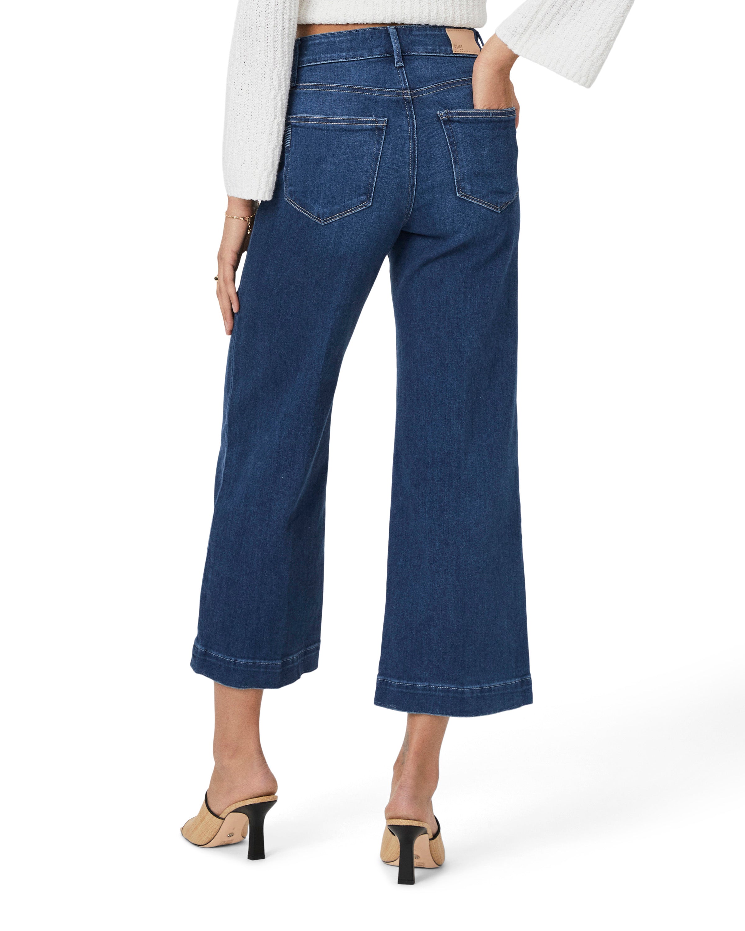 Ankle length wide leg jeans in s amid dark wash