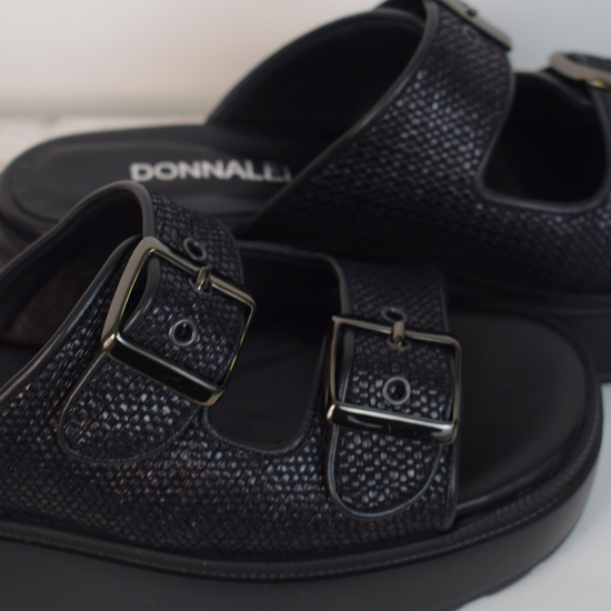 Black raffia sliders with double strap and platform sole