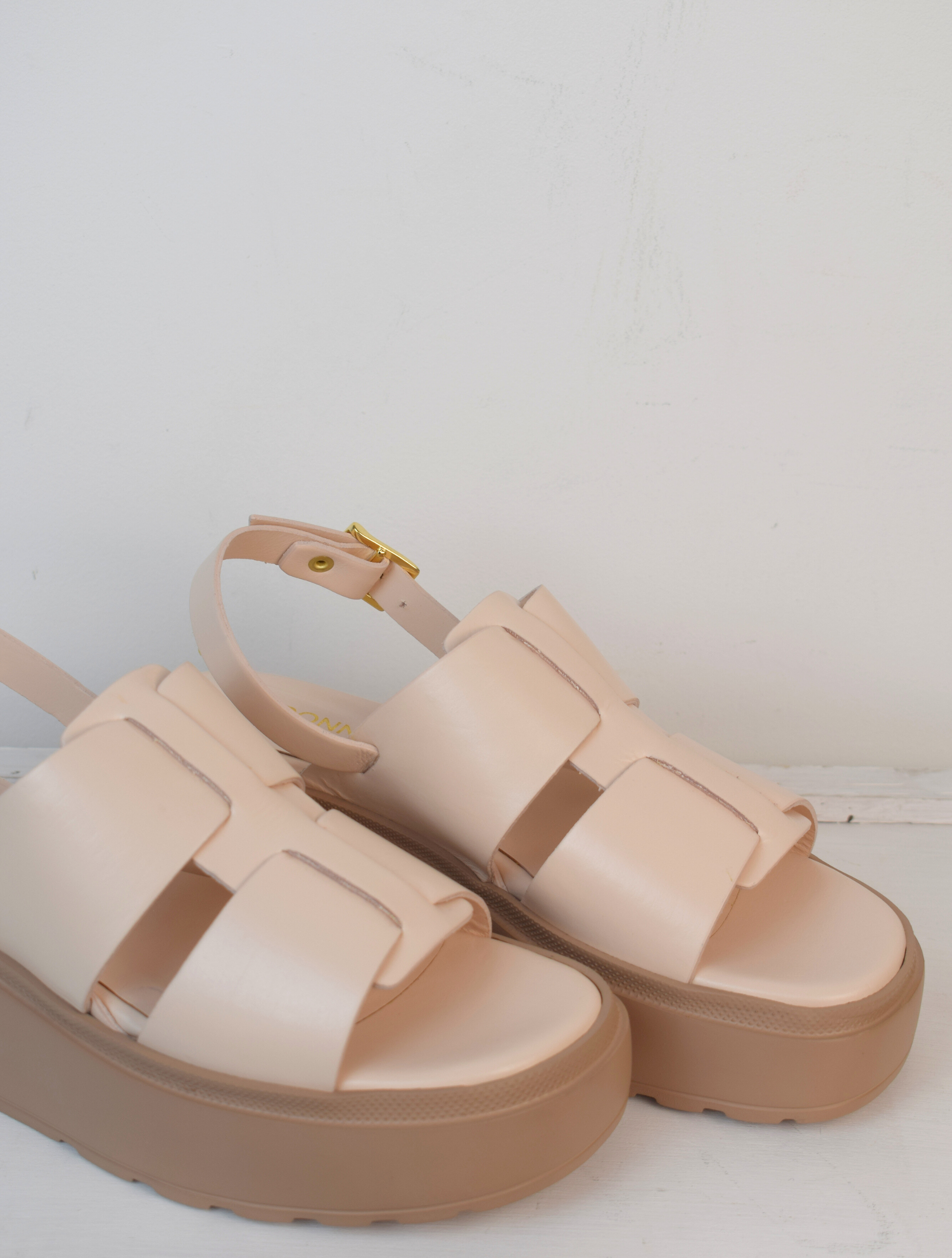 Platform sandle with ankle strap  