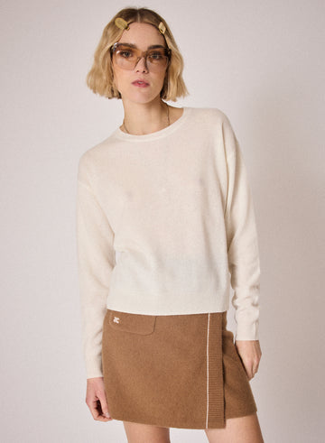 cream round neck jumper with ciao on the rear in colour print