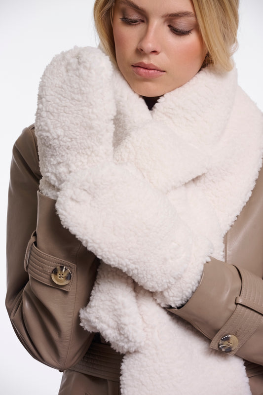 Aleida Teddy Gloves Birch