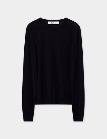 Fine knit black crew neck jumper with long sleeves