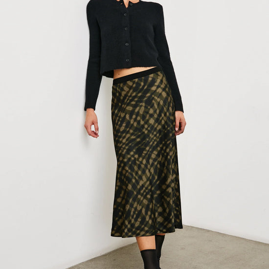 midi skirt with green pattern and elasticated waist model shot