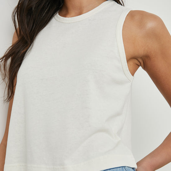 Sleeveless boxy ecru tank top 