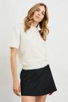 short sleeve white knit with round neck