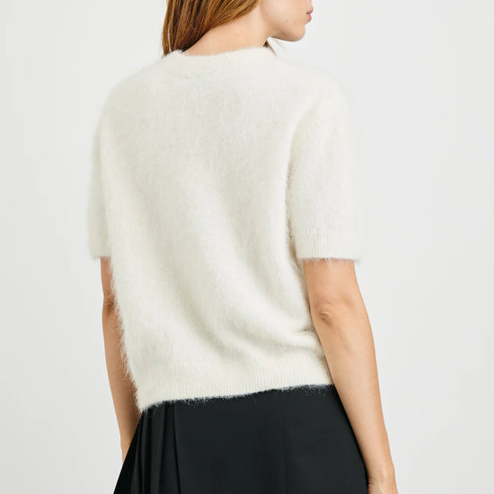 short sleeve white knit with round neck rear view 