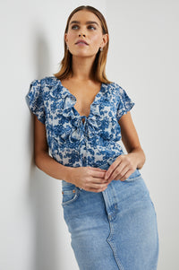 Carmine Top Chambray Floral