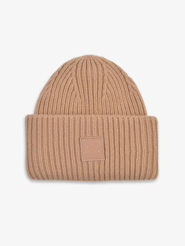 Chunky ribbed beanie with fold over and Varley logo label