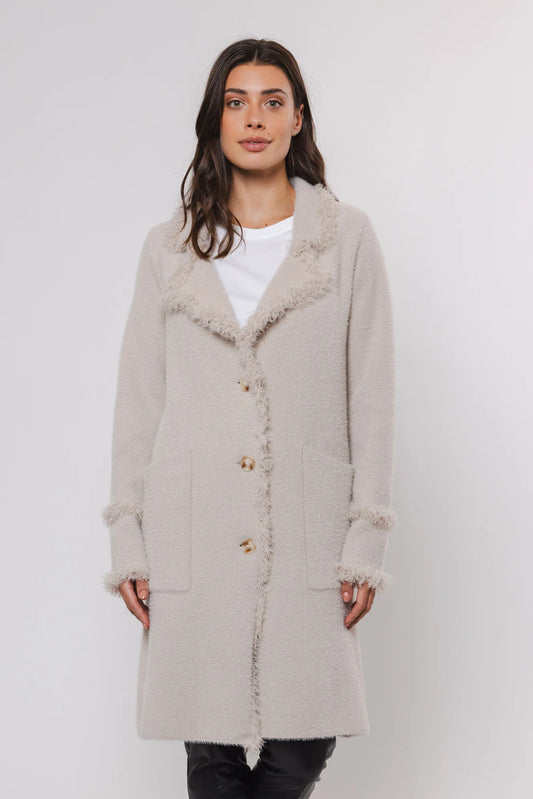 knitted long cardigan with frayed edge and 2 front pockets 