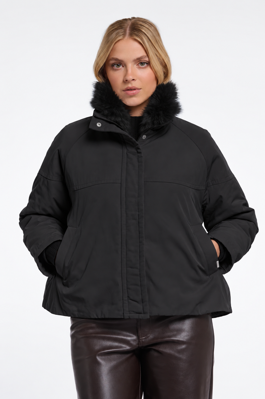 Nanne Short Jacket Black